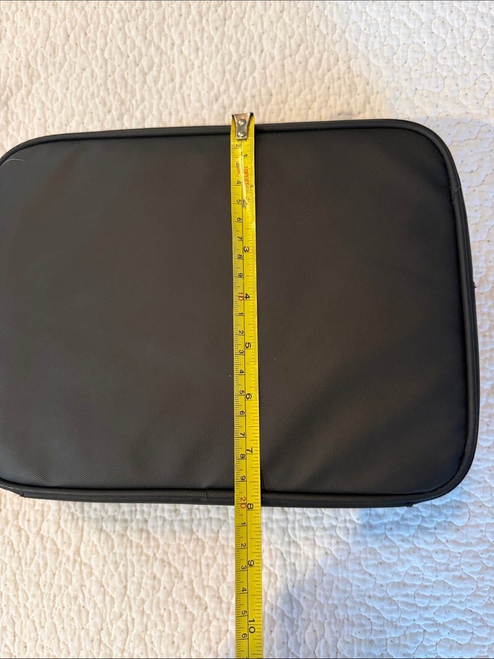 Nike Hard Shell Lunch Box - Picture 6 of 7